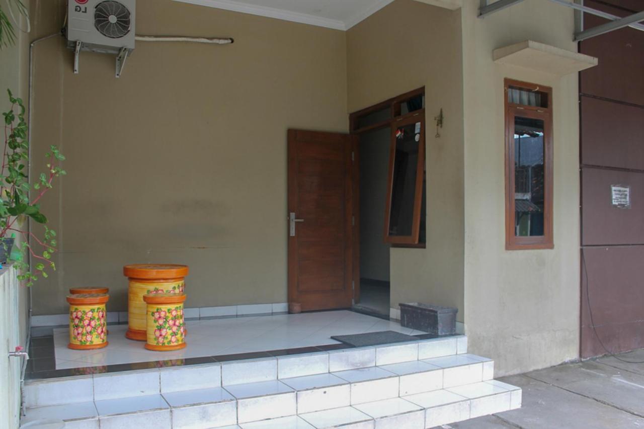 Guest house Koolkost Syariah Near Universitas Ahmad Dahlan Kampus 1 Yogyakarta